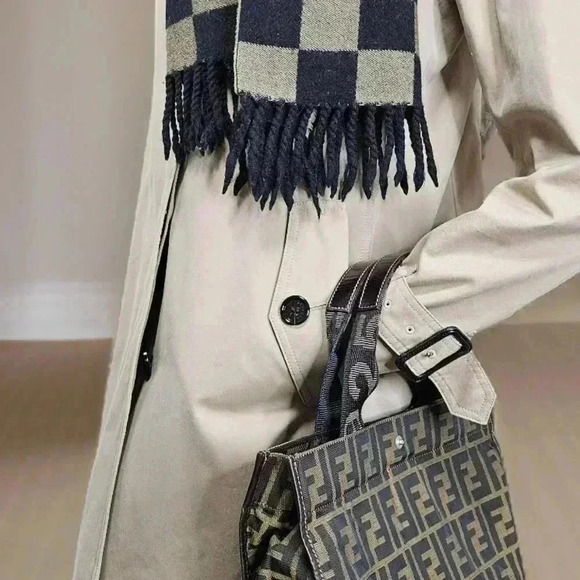 Fendi Zucca Print Foldable Tote - Picture 4 of 16